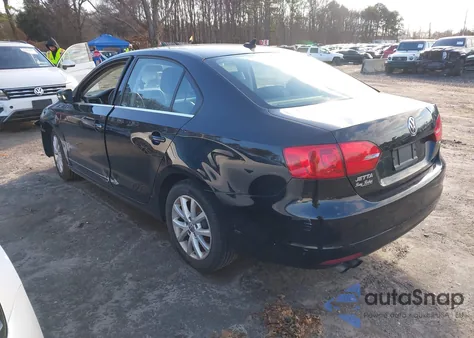 2014 Volkswagen Jetta 1.8T Se z USA, uszkodzony, nr VIN 3VWD17AJ4EM202078
